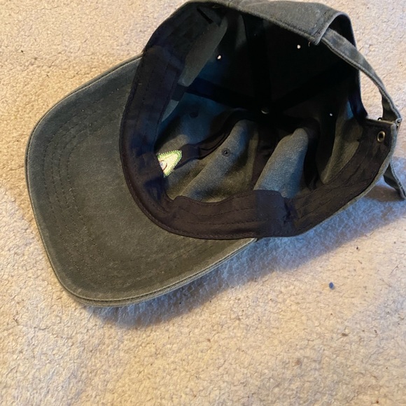 Baseball cap - Picture 5 of 5